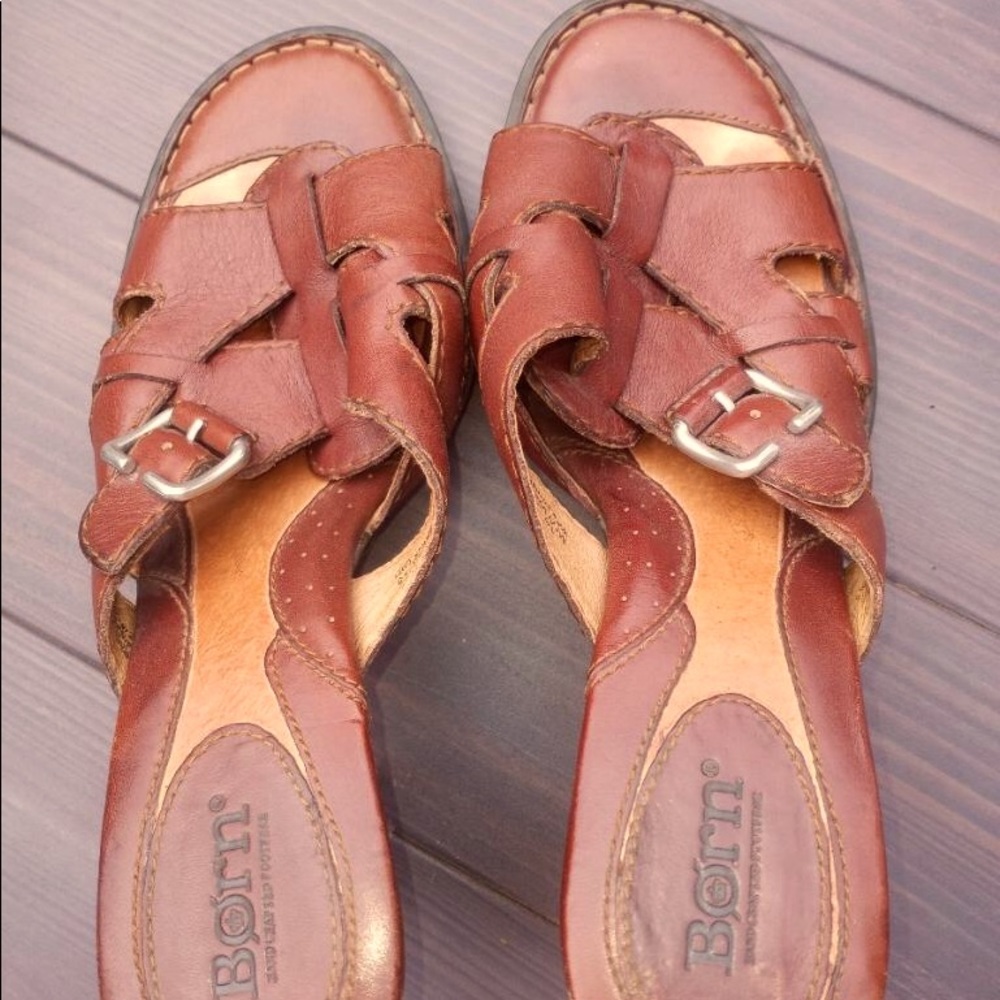 BORN heeled sandals sz 10